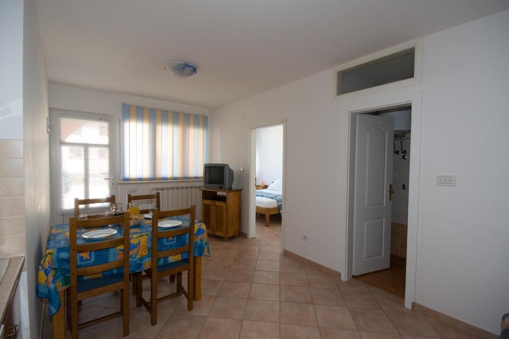 Apartments Valentino Vrsar Habitación foto