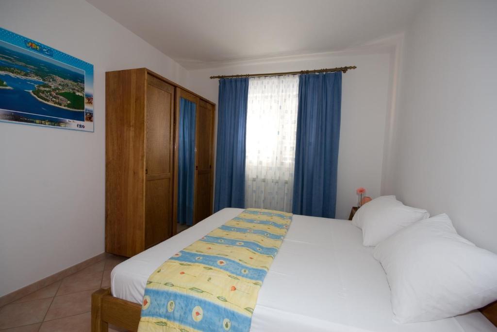 Apartments Valentino Vrsar Habitación foto